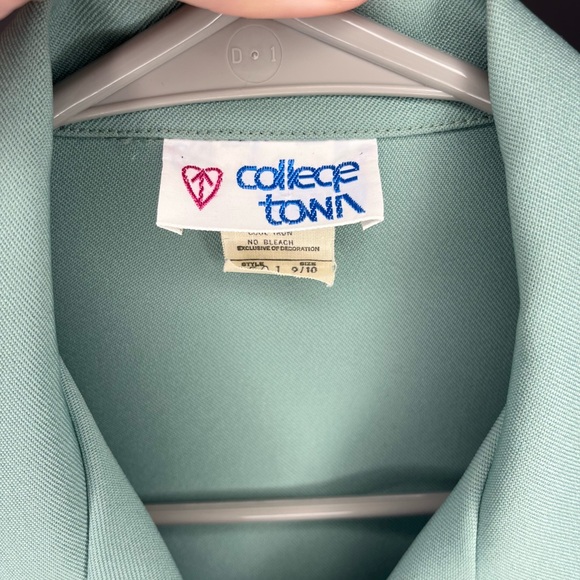 Vintage 60s / 70s College Town Mint Green Skirt Suit - Picture 8 of 8